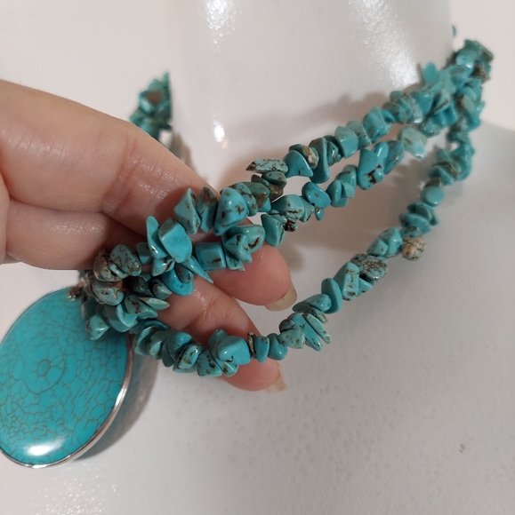 FINAL DROP💋Huge Turquoise disk pendant 3 strand chunky necklace - Picture 3 of 7
